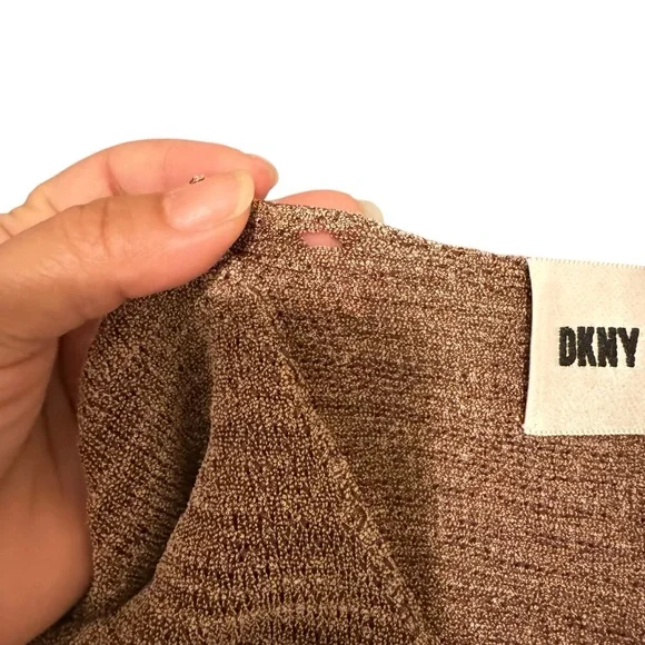 DKN Transfer Rib Women's V-Neck Brown Sweater Size M - Picture 10 of 12